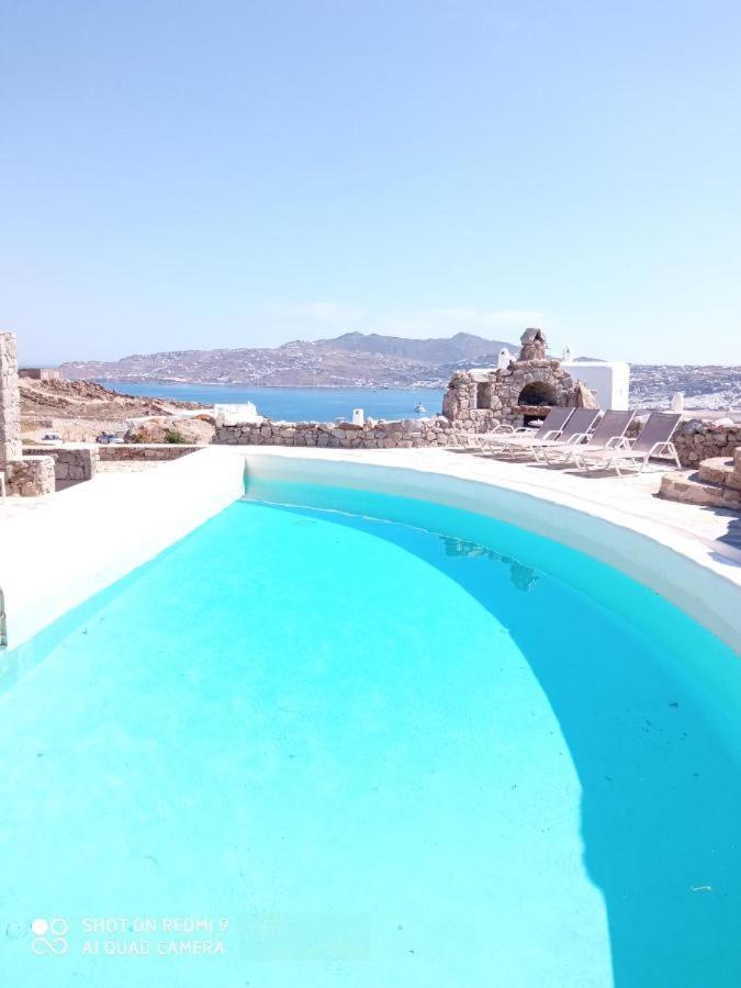 Nuera * Mykonos Town