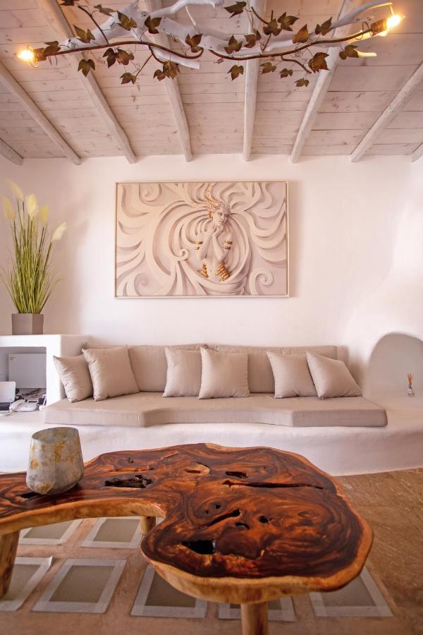 Nuera * Mykonos Town